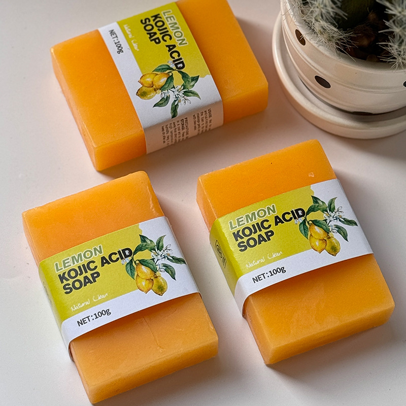 Essential Oil Soap - 手作りのコジック酸石鹸、エッセンシャルオイル配合、肌のブライトニング＆美白効果、柔らかく滑らかな肌へ、美容ケア
